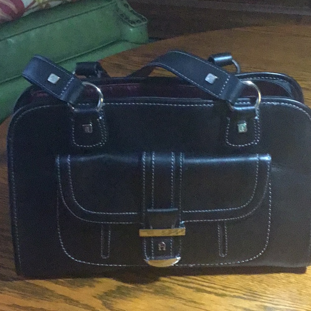 ETIENNE AIGNER handbag EUC